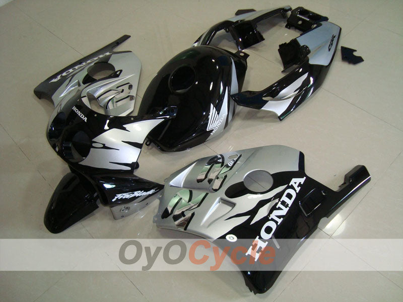 Kit carene a iniezione per CBR250RR 90-94 - Nero, argento - Fireblade #OYO87902914 Immagine principale del prodotto