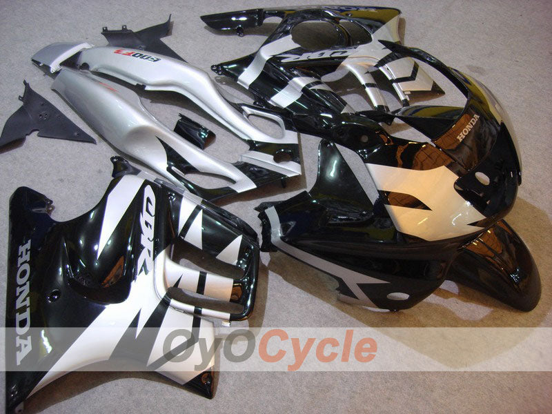 Kit carene a iniezione per CBR600F3 anni 97-98 - Nero, Argento - Stile di fabbrica #OYO87900082 Immagine principale del prodotto