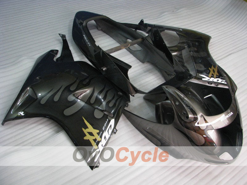 Kit carene a iniezione per CBR1100XX 96-07 - Nero, Grigio - Fiamma #OYO87902799 Immagine principale del prodotto