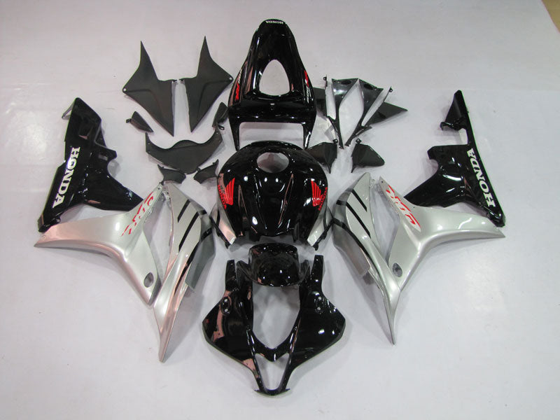 Carenatura a iniezione per CBR600RR 07-08 - Nero, Argento - Stile originale #OYO87900383 Immagine principale del prodotto