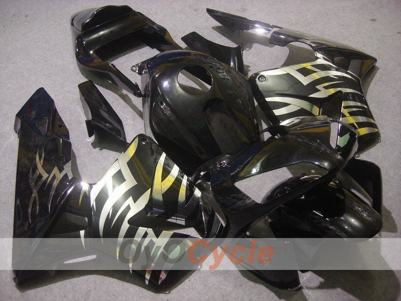 Carenatura a iniezione per CBR600RR 03-04 - Nero, Argento - Stile di Fabbrica #OYO87902569 Immagine principale del prodotto