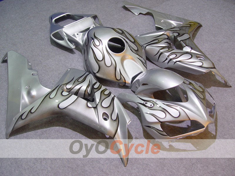 Carenatura a iniezione per CBR1000RR 06-07 - Nero, Argento - Fiamma #OYO87900588 Immagine principale del prodotto