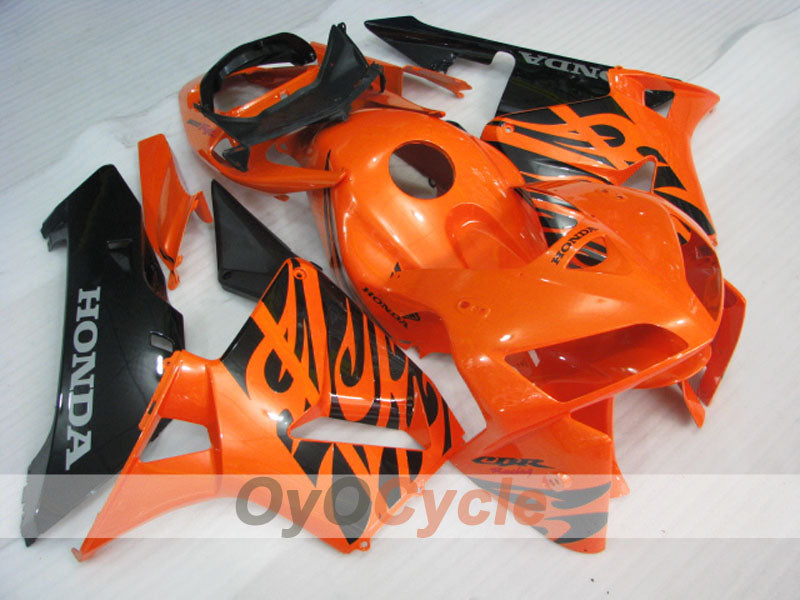 Kit carene a iniezione per CBR600RR 05-06 - Bianco, Nero - Stile fabbrica #OYO87900319 Immagine principale del prodotto