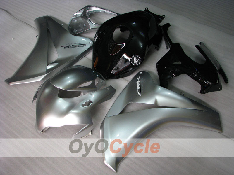 Kit carenatura a iniezione per CBR1000RR 08-11 - Nero, Argento - Fireblade #OYO87900680 Immagine principale del prodotto