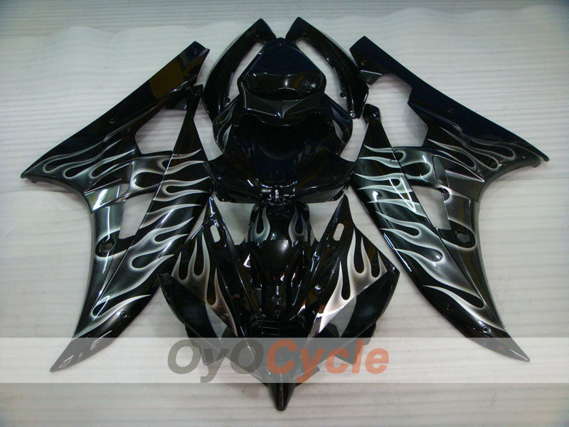 Carenatura a iniezione per YZF-R6 06-07 - Nera - Fiamma #OYO87905888 Immagine principale del prodotto